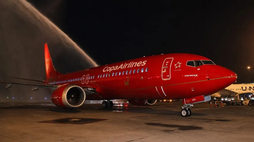 Avión de La Sele llega a Panamá.