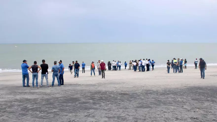 Tercera gira de asistencia impulsa la formalización de pescadores en Juan Hombrón