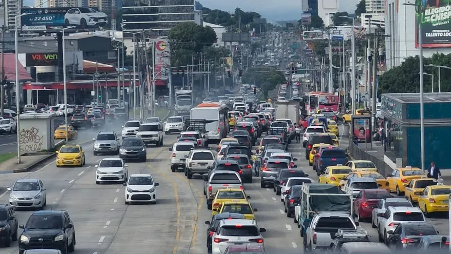 Fuentes móviles de contaminantes en la Ciudad de Panamá.
