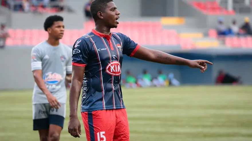 Algish Dixon es llamado a entrenamientos por Hernán Darío Gómez