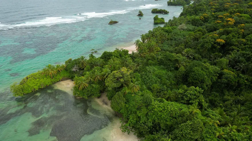 Isla Escudo de Veraguas- Degó