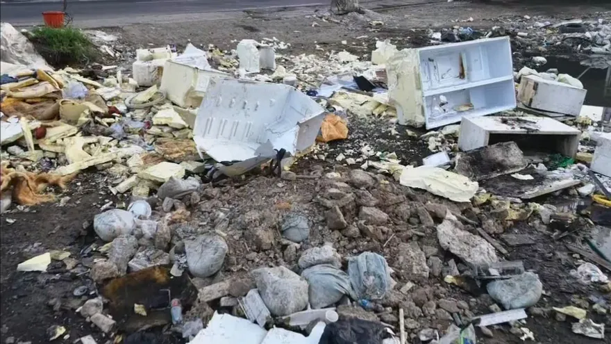 Residents Warn of Illegal Landfill Threatening Río Abajo and Harming Elderly Residents