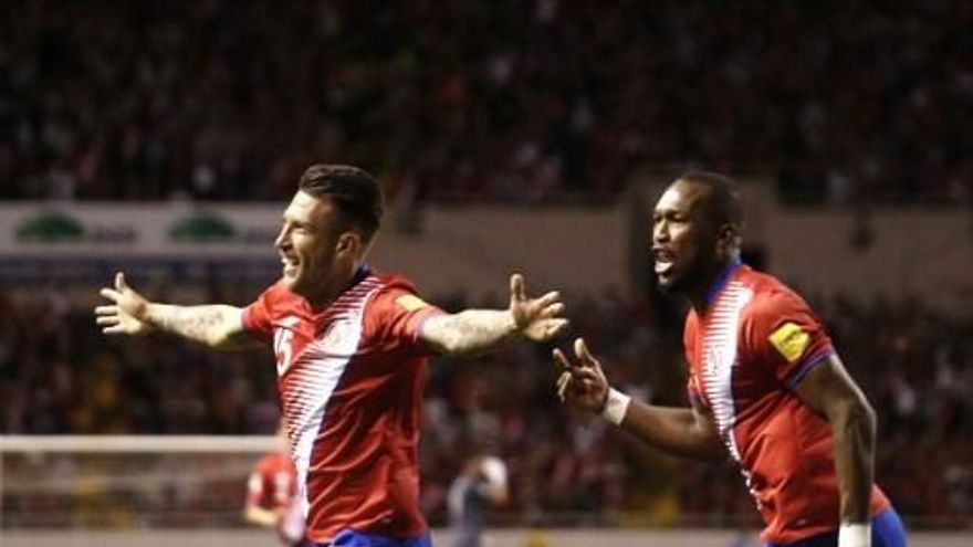 Costa Rica avanza en clasificatoria con triunfo sobre Trinidad y Tobago.