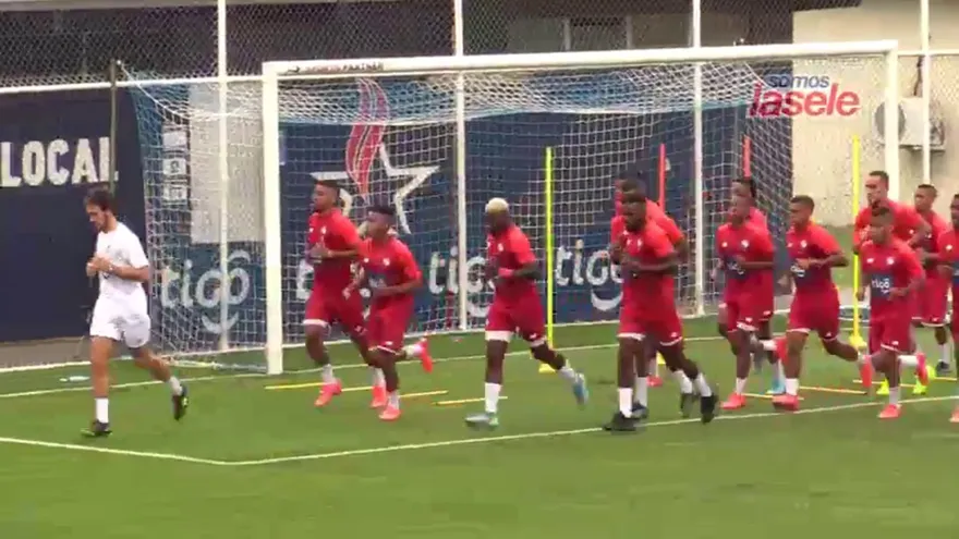 Thomas Christiansen se refiere a su sistema de juego con la selección de Panamá