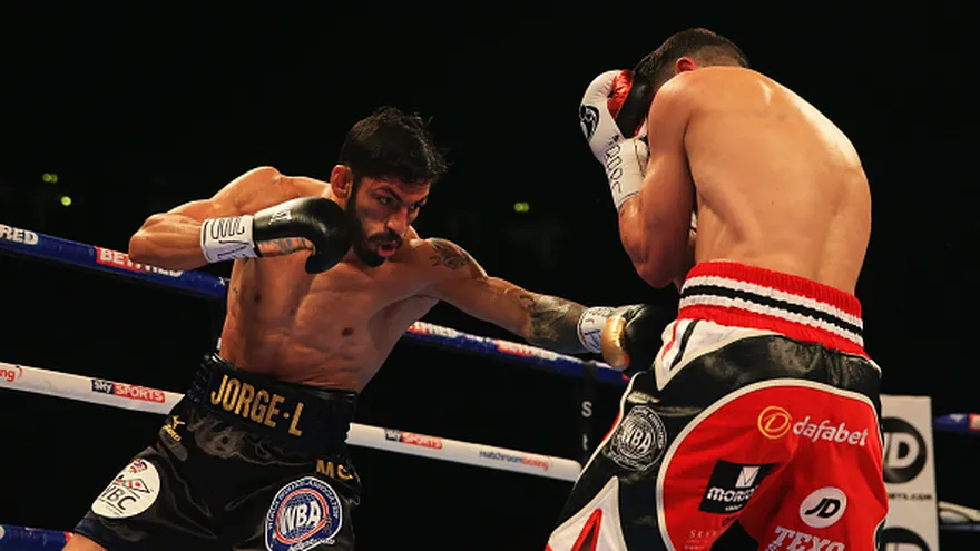 Linares pondrá en juego título de los ligeros en revancha ante Crolla