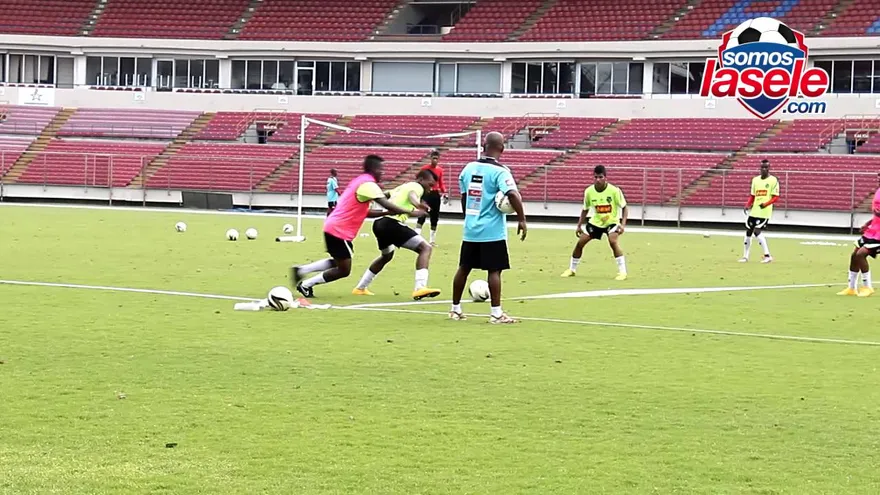 Nelson Gallego entrenador de la Sub23 invitó a jugadores Sub17 a los entrenamientos