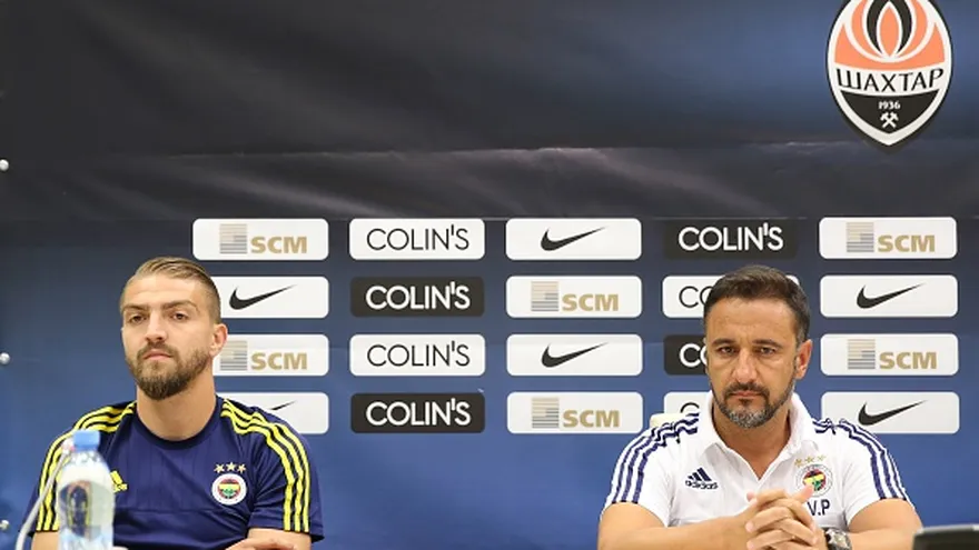 Caner Erkin y Vitor Pereira.