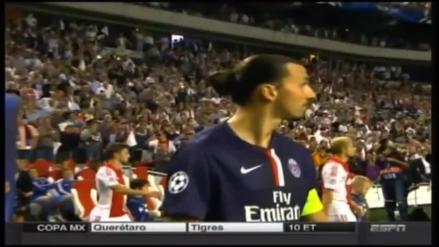 Ajax rescata empate contra el PSG