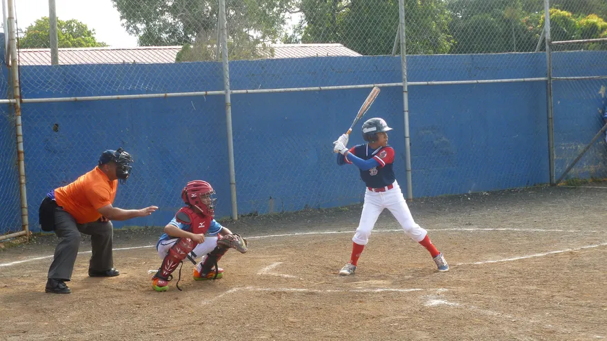 Juan Díaz sonó fuerte ante Las Cumbres en Metropolitano Preintermedio