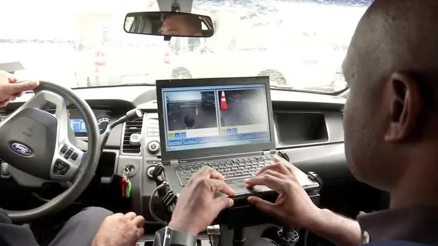 Carro inteligente en las calles de Panamá