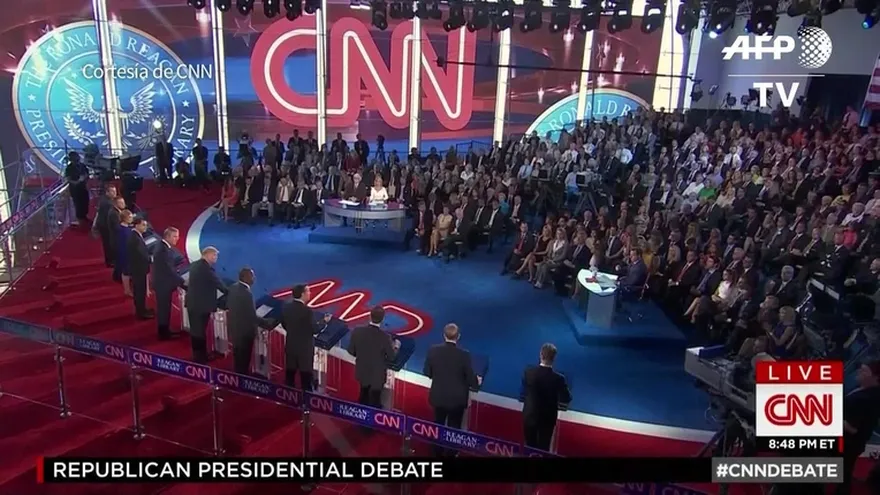 Trump centra el debate republicano