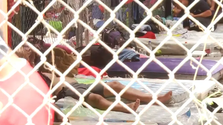 Instalan dos módulos de atención de salud para migrantes venezolanos