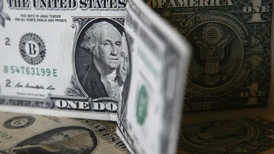 Más de cuatro millones de trabajadores estadounidenses recibirán 2018 con un aumento de sueldo, gracias a nuevas leyes y regulaciones que entrarán en vigor en 18 estados del país a partir del 31 de diciembre.