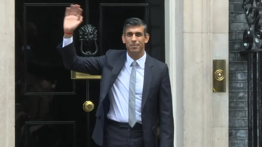 Nuevo primer ministro británico promete corregir “errores” de su predecesora