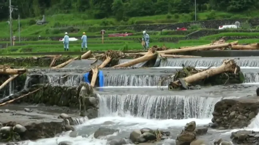 Continúa la alerta en el sur de Japón por unas lluvias que ya suman 21 muertos