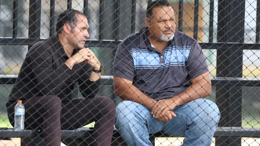 Dámaso Espino (i) y Carlos Lee (d)