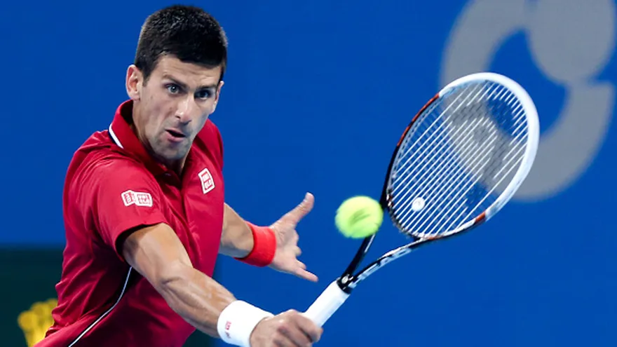 Djokovic avanza en el Abierto de China