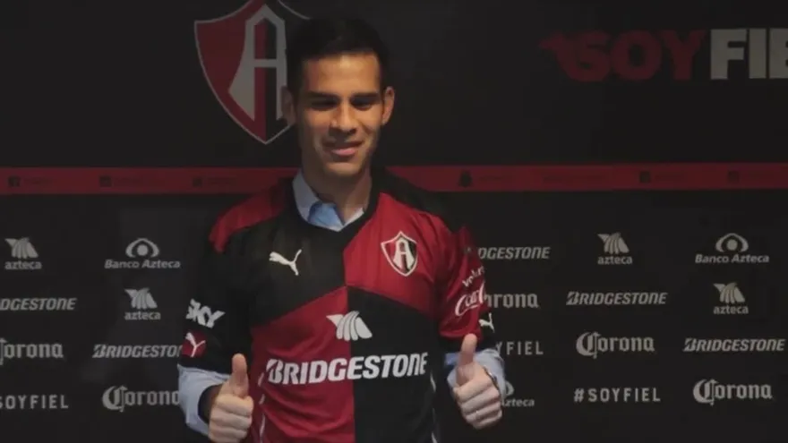 Rafa Márquez ya es parte del Atlas y compañero de Baloy