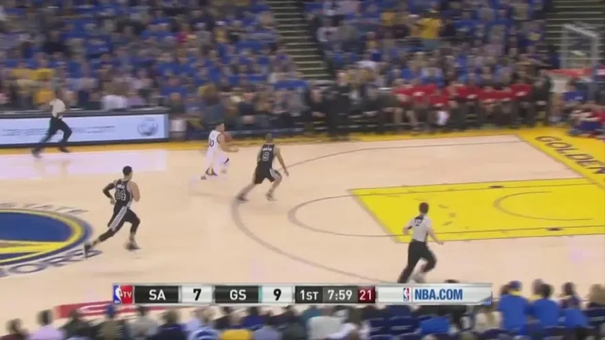 Los Golden State Warriors derrotaron 120-90 a San Antonio Spurs