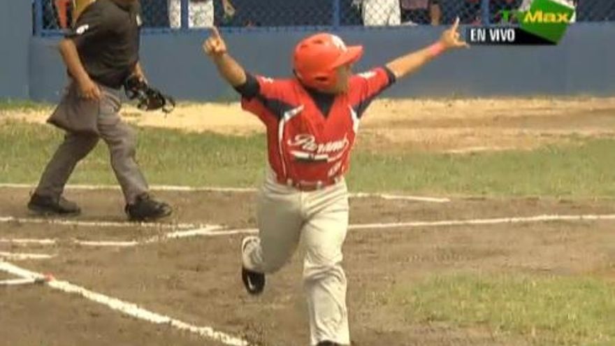José Luis Cedeño abrió el marcador por Panamá A ante Ecuador