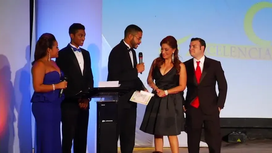 TVN Media obtiene 6 galardones en Premios Excelencia 2015