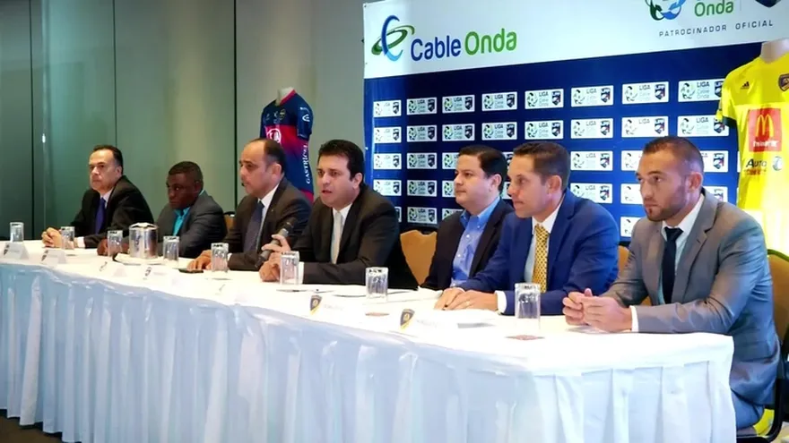 Conferencia de prensa de la final Plaza Amador - Chorrillo FC