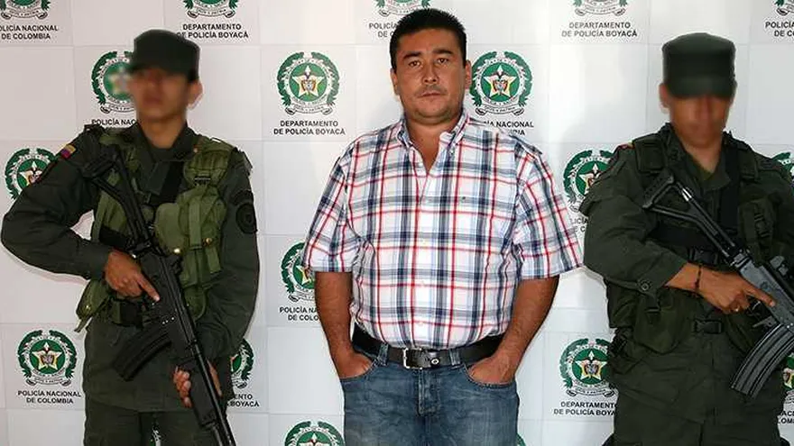 Los detenidos habrían creado una organización para desviar una investigación penal en contra de Pedro Orejas.