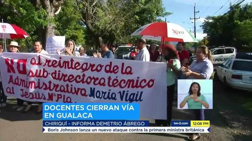Protestan por reintegro de una profesora en Chiriquí