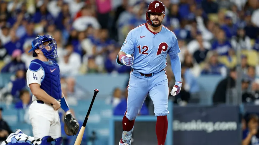 Kyle Schwarber fue determinante con su bateo en el triunfo de los Phillies ante los Dodgers