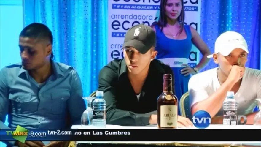 Presentan cartilla de Boxeo "Traigo Dinamita"