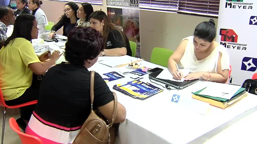 Feria de empleo en la AMP