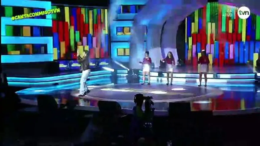 Alejandro tiró pasos con "Me enamoro de ella"