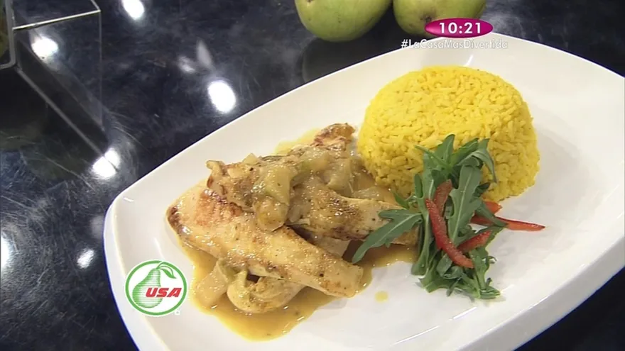 Receta - Cocina Pechuga de pollo con salsa de pera, coco y curry