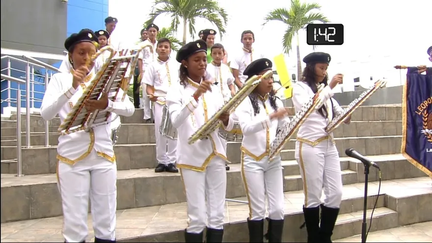 Sonando por la Patria - Colegio Leopoldo Castillo