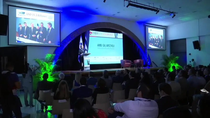 Realizan el primer Cibertech en Panamá