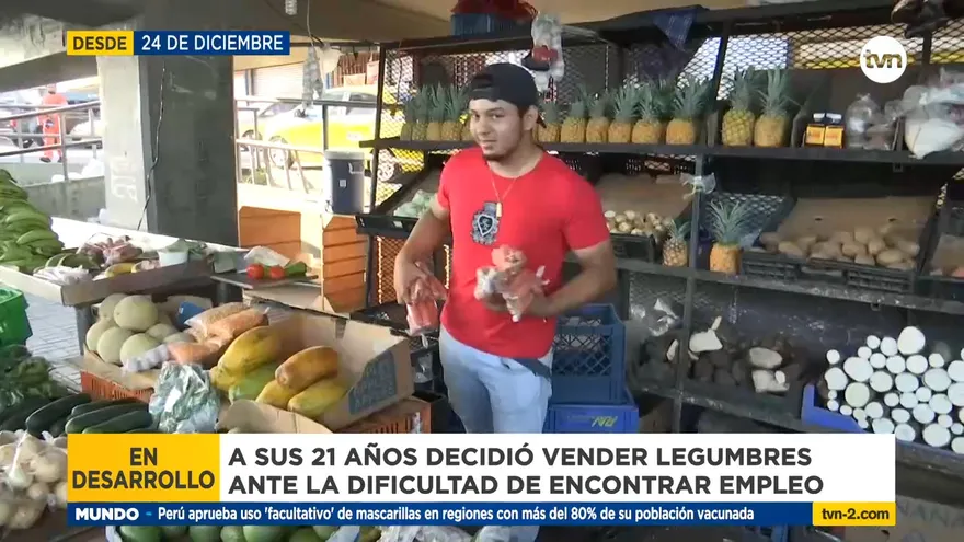 Aumentan vendedores informales en puentes peatonales