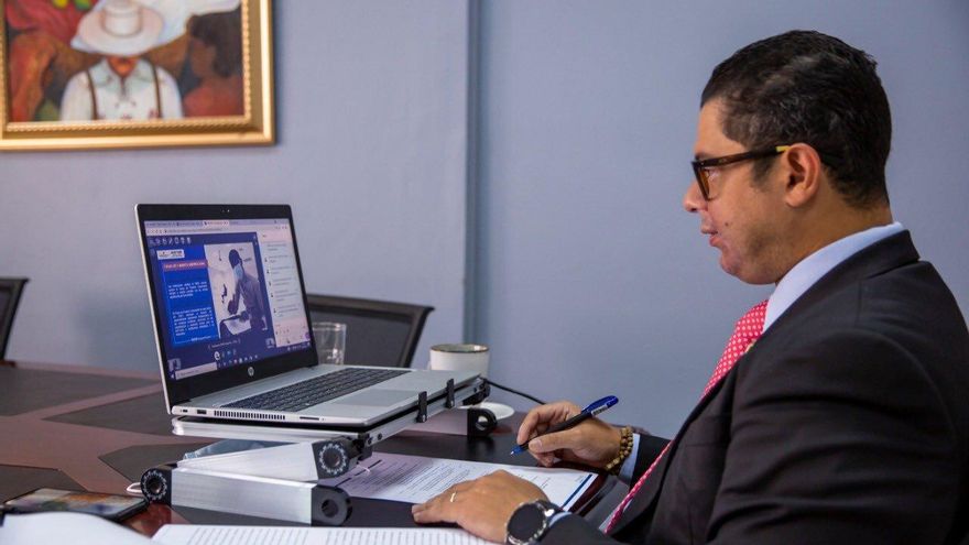 Reunión del Consejo Nacional de Emprendimiento.
