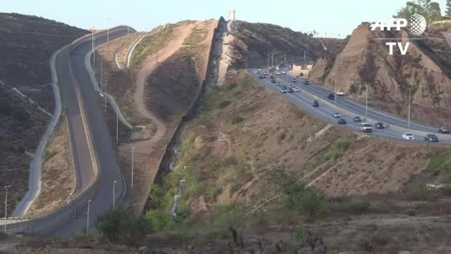 Experto mexicano pone en duda construcción del muro en frontera