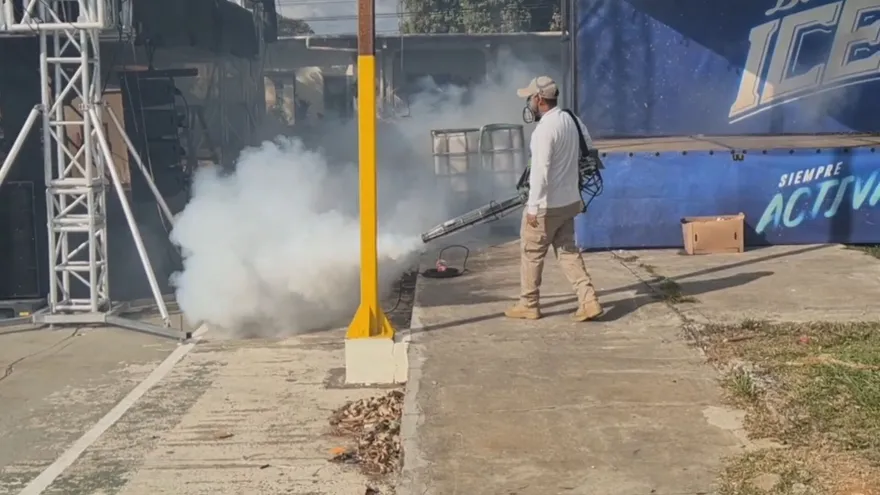 Minsa fumiga áreas de Carnaval para prevenir el dengue en Chiriquí