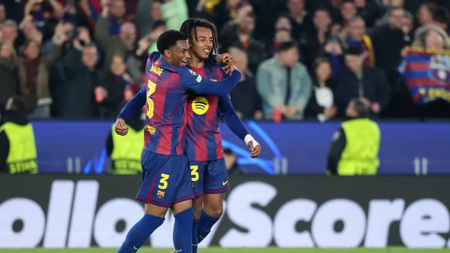 Jules Koundé celebra anotación en la UEFA Champions League