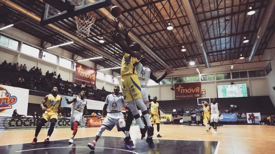 Correcaminos triunfan ante Atlético Nacional en la LPB