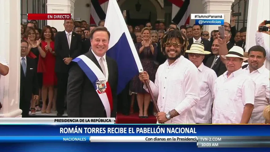 Varela entrega el Pabellón Nacional a Román Torres