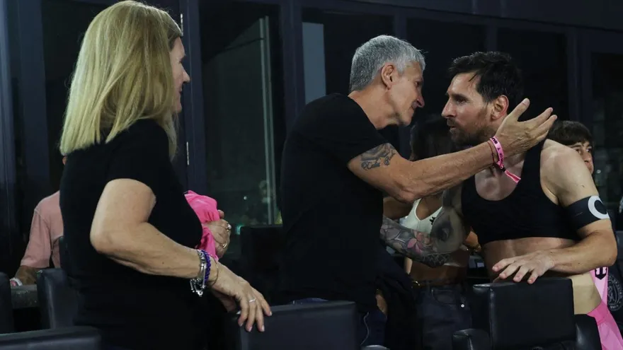 Linel Messi junto a su padre Jorge Messi