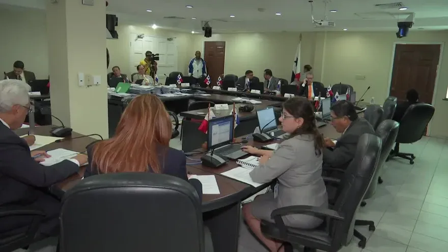 Falta de recursos y vientos de huelga en el Idaan