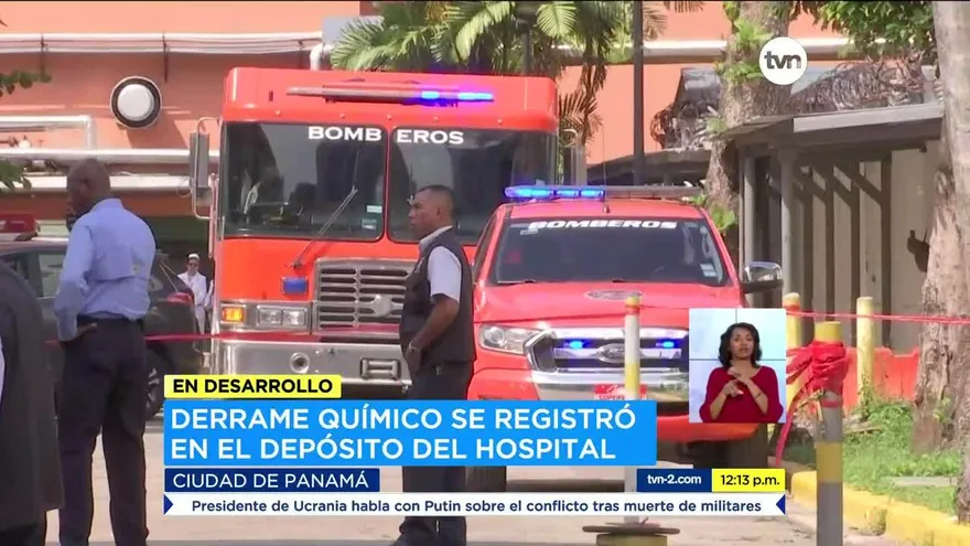 Bomberos controlan derrame químico en el Hospital Santo Tomás