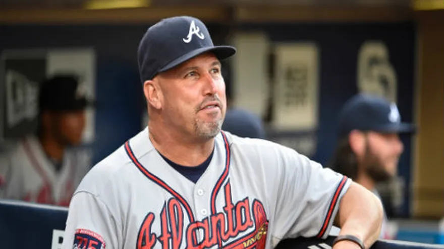 Fredi González seguirá como manager de los Bravos