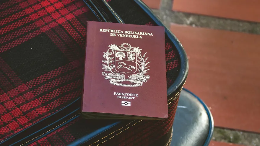 Imagen con fines ilustrativos de un pasaporte de Venezuela.