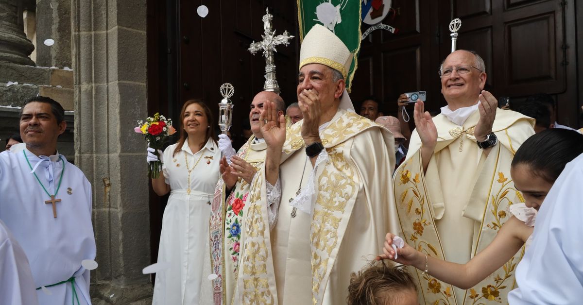 Domingo de Resurrección: Ulloa llama a abrir los sepulcros de la corrupción, la violencia y la indiferencia