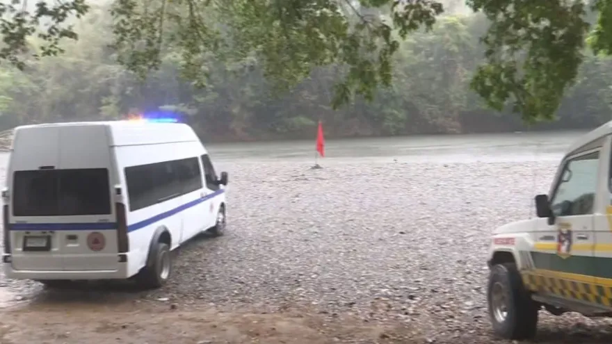 Bandera roja en los ríos de Panamá Este.
