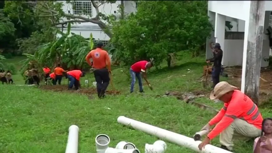 Protestas surgen efecto, retoman trabajos de conexión de tuberías en el Fermín Naudeu